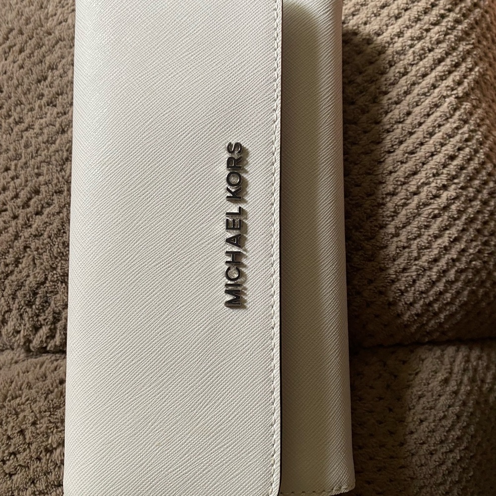 Michael Kors wallet